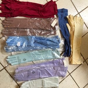 Vintage Carolina Amato Formal Gloves